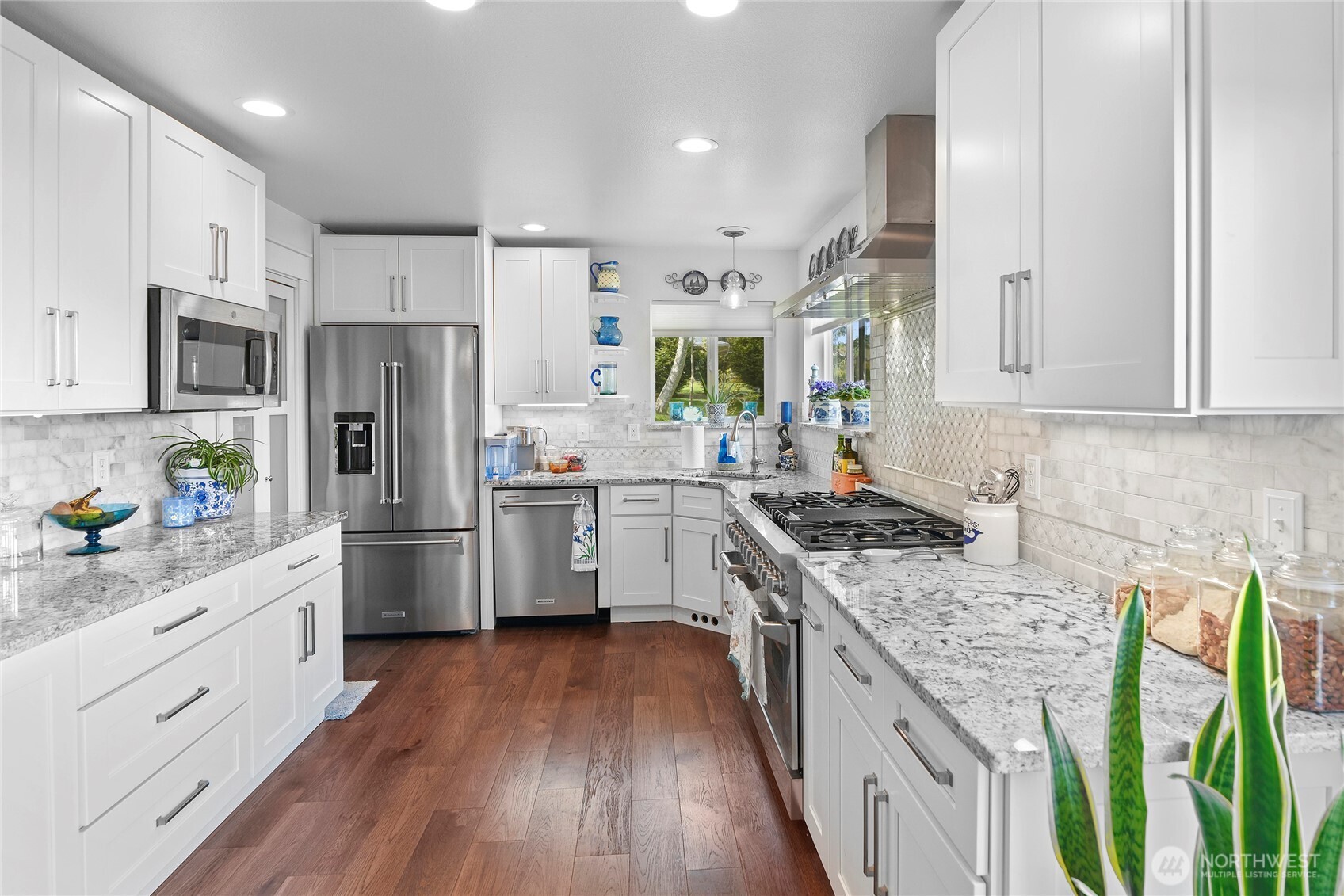 8101 NE Hunt Club Lane , Hansville, WA 98340