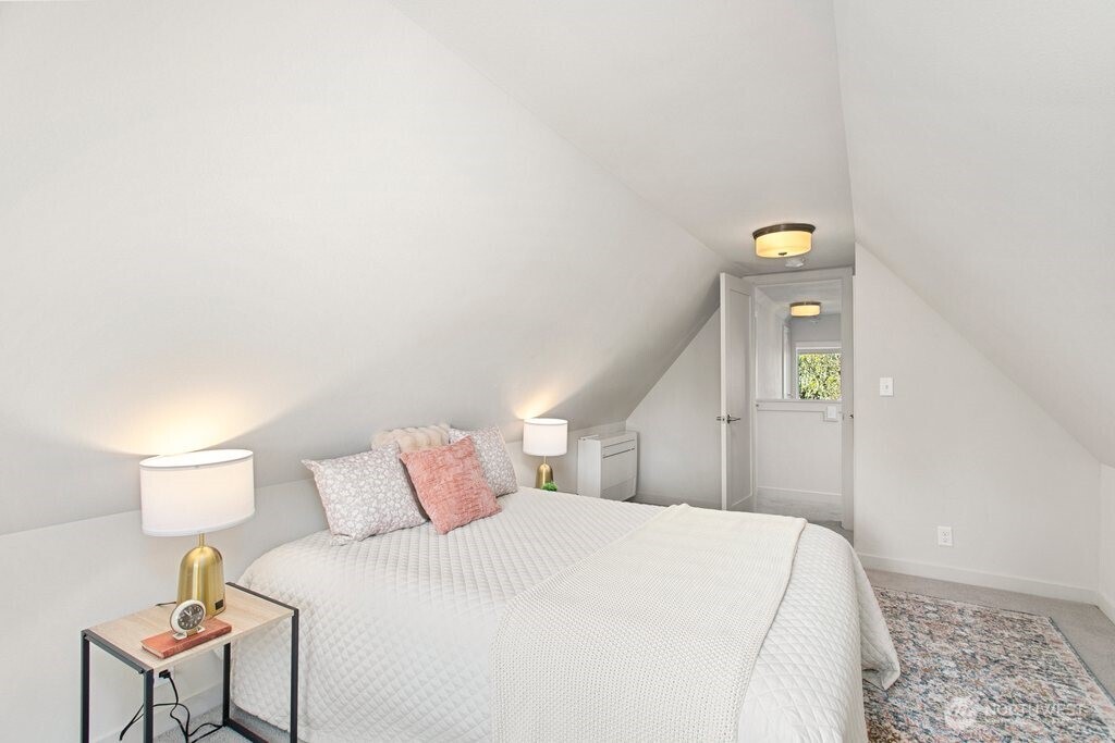 3710 SW 106th Street , Seattle, WA 98146