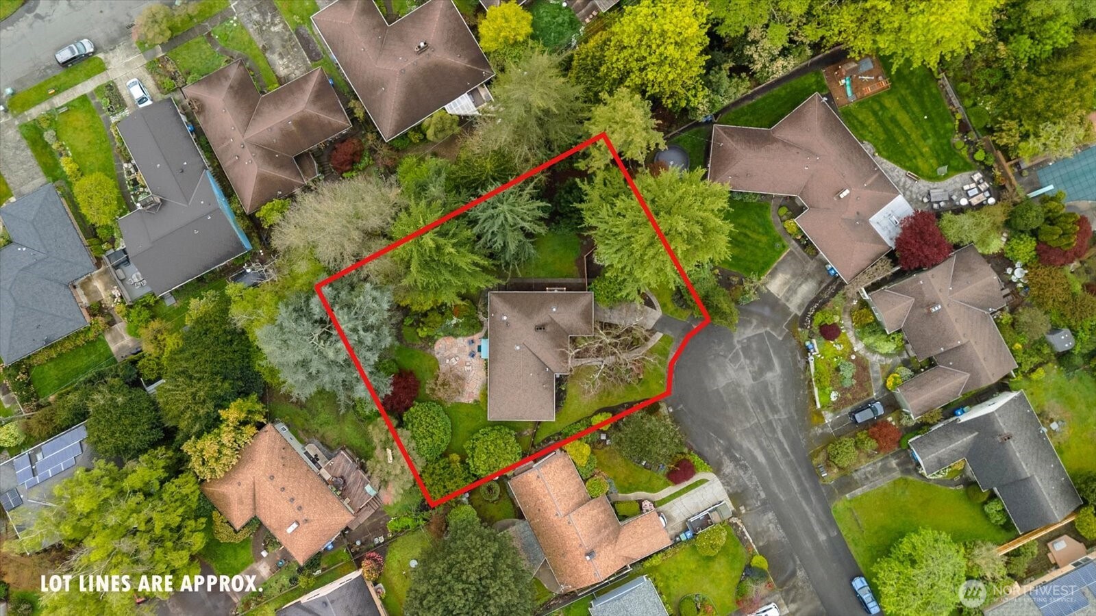823 NW 107th Street , Seattle, WA 98177