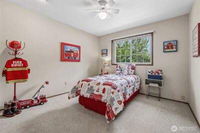 15601 160th Court SE, Renton, WA 98058 - Photo 12