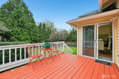 15601 160th Court SE, Renton, WA 98058 - Photo 18
