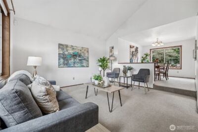15601 160th Court SE, Renton, WA 98058 - Photo 3