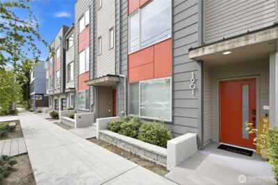 1901 25th Avenue S, Seattle, WA 98144 - Photo 2