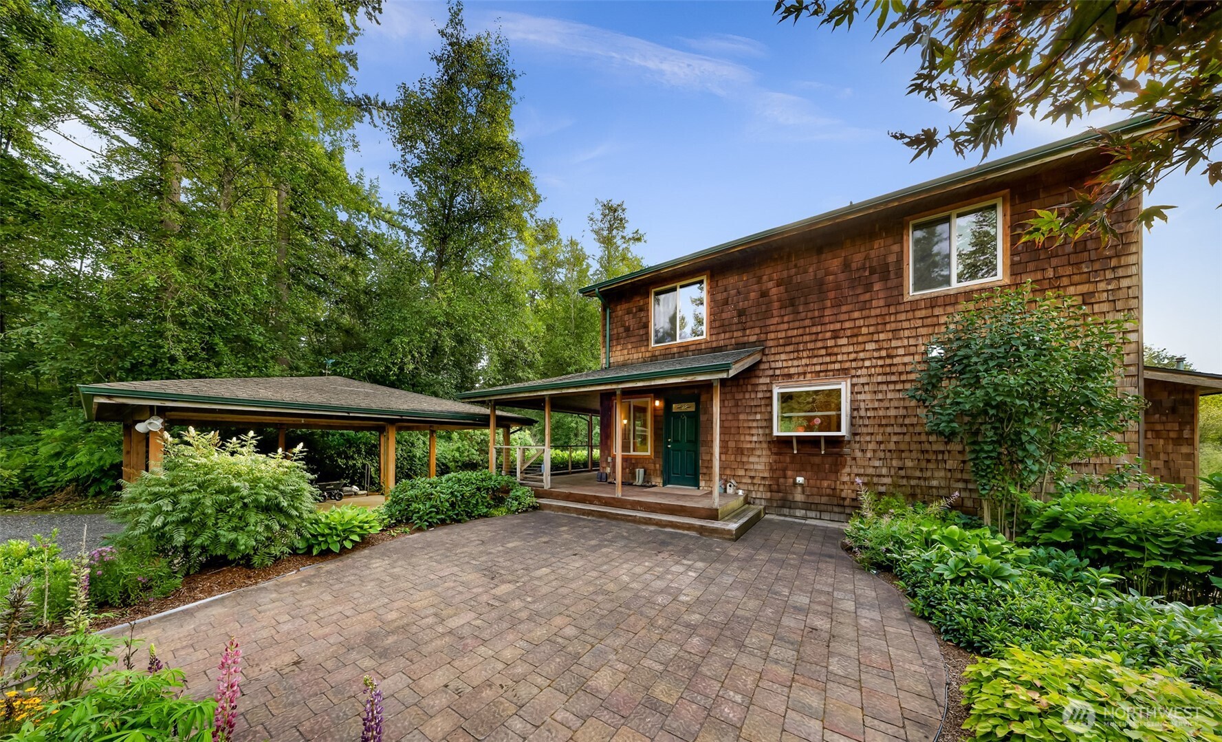 9515 Sunrise Road , Blaine, WA 98230