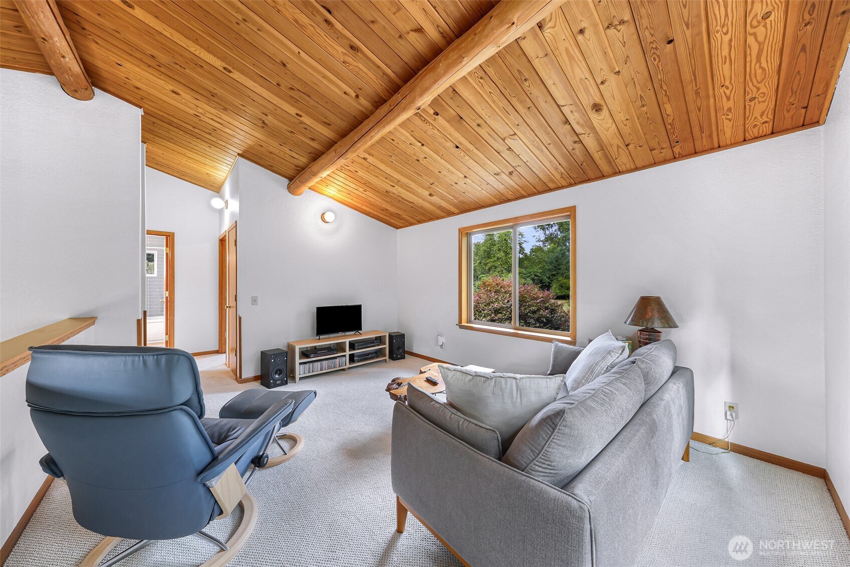 9515 Sunrise Road , Blaine, WA 98230