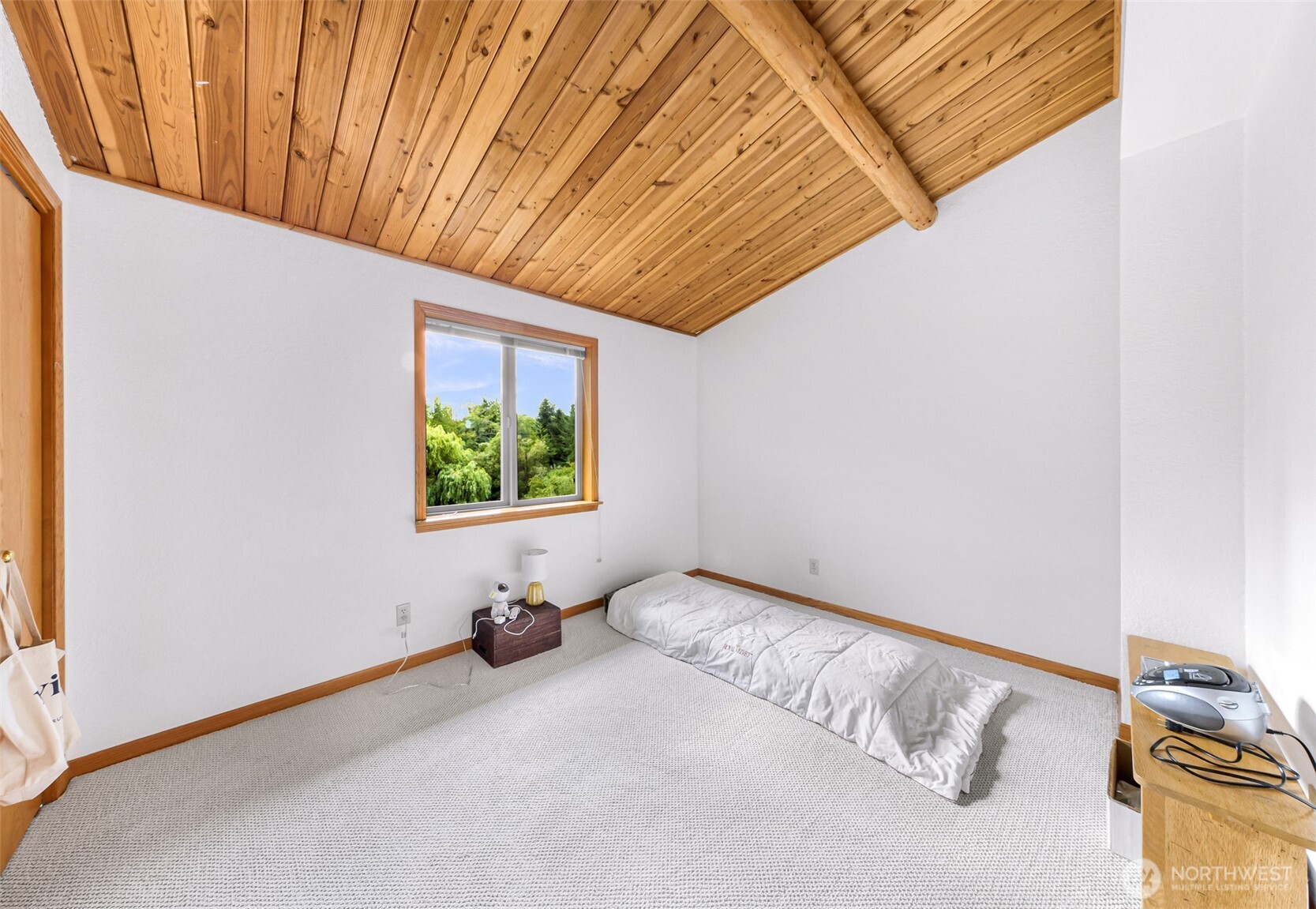 9515 Sunrise Road , Blaine, WA 98230
