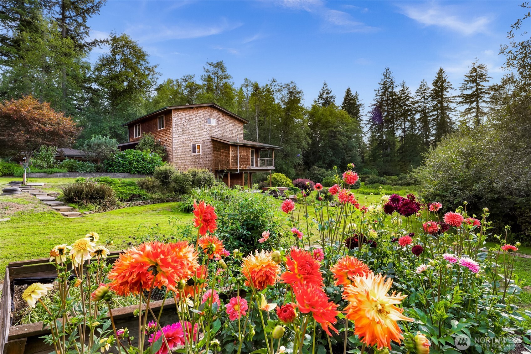 9515 Sunrise Road , Blaine, WA 98230