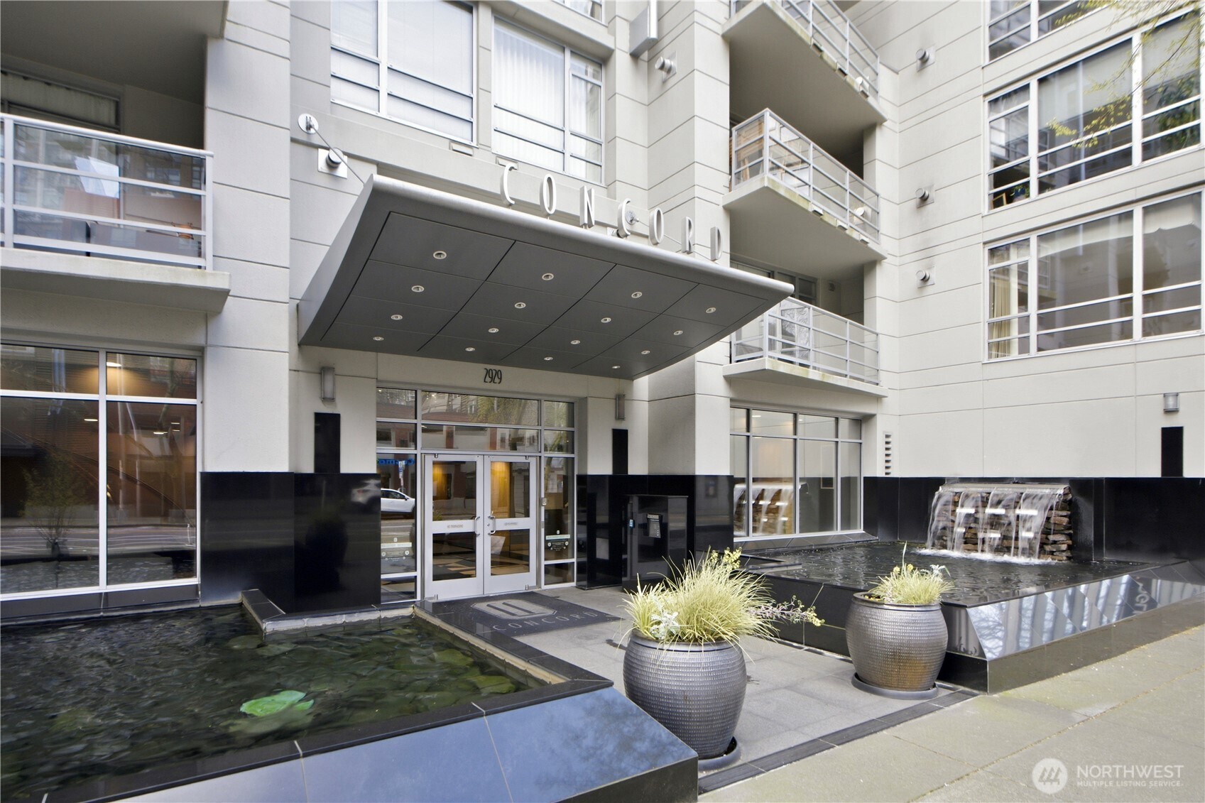 2929 1st Avenue #808, Seattle, WA 98121