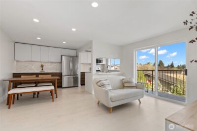 12056 15th Avenue NE #404, Seattle, WA 98125-5062 - Photo 13