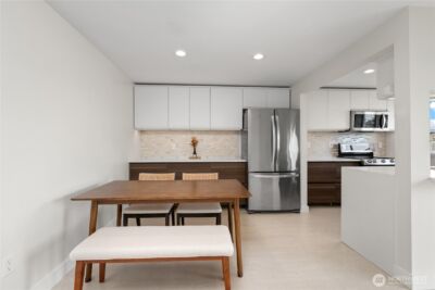 12056 15th Avenue NE #404, Seattle, WA 98125-5062 - Photo 18