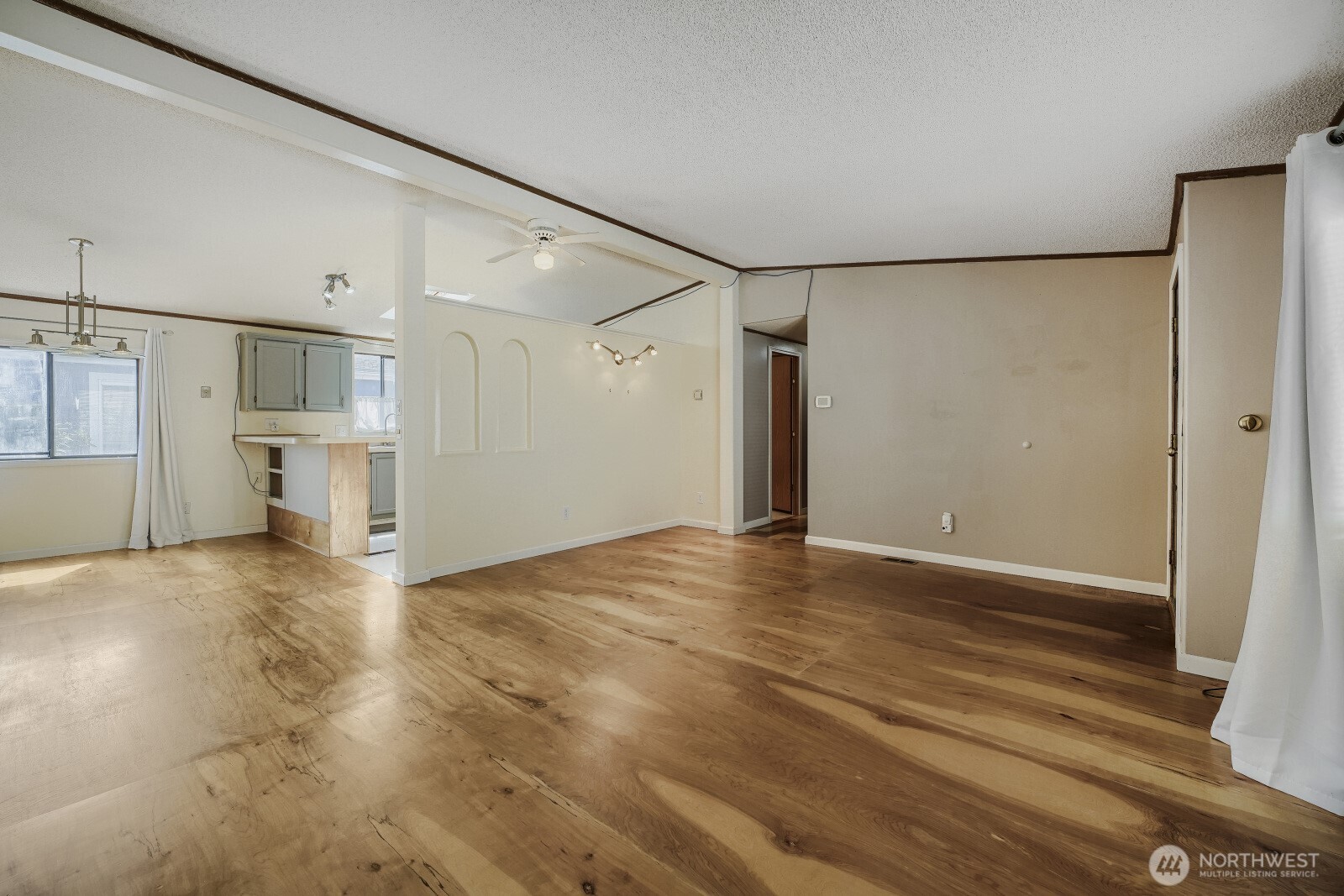 2611 S 288th Street #21, Federal Way, WA 98003