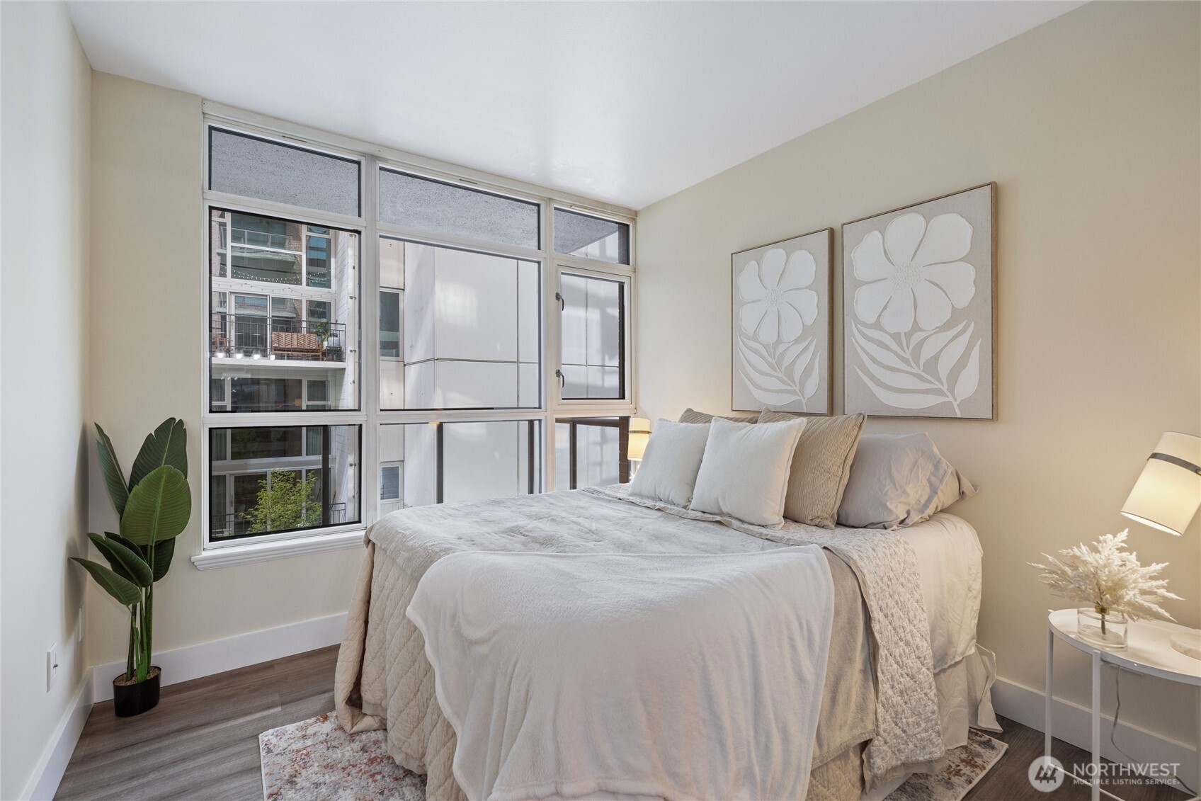 1420 Terry Ave #607, Seattle, WA 98101