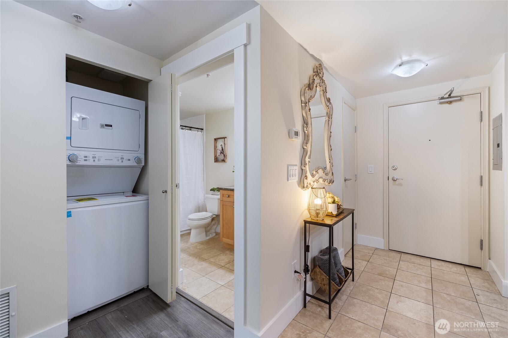 1420 Terry Ave #607, Seattle, WA 98101