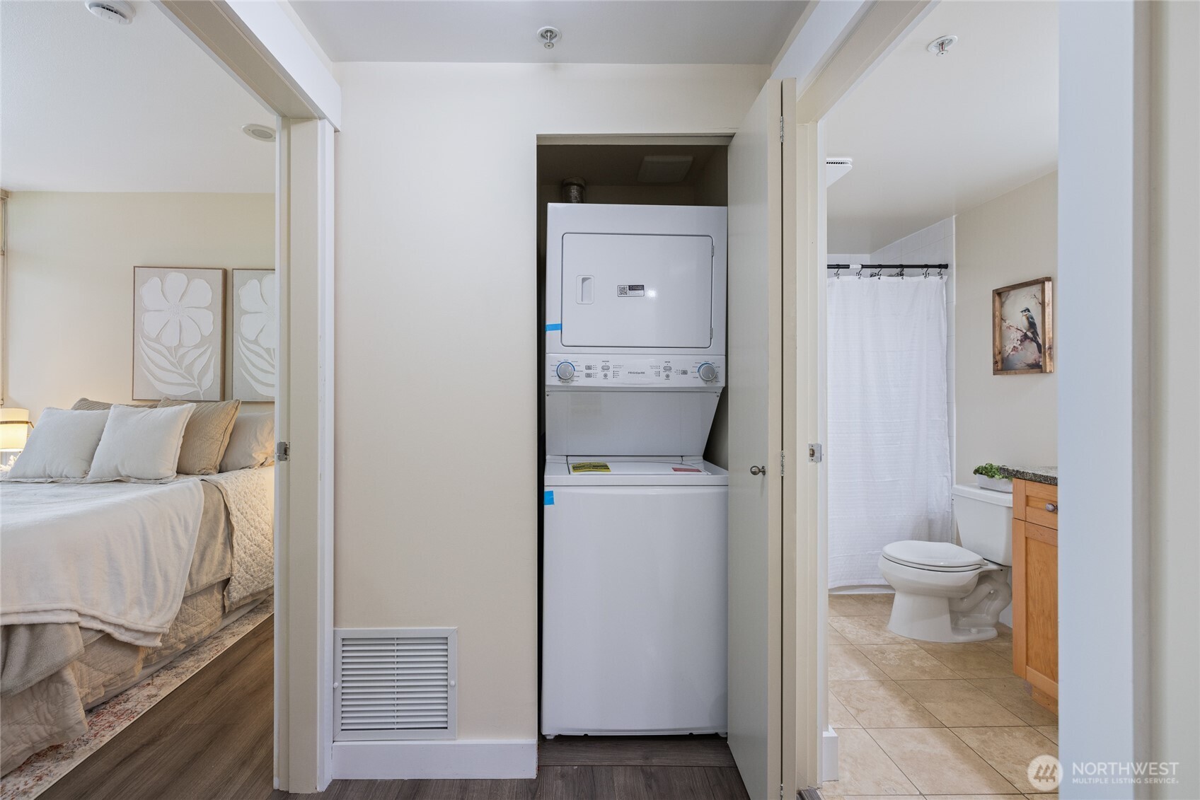 1420 Terry Ave #607, Seattle, WA 98101