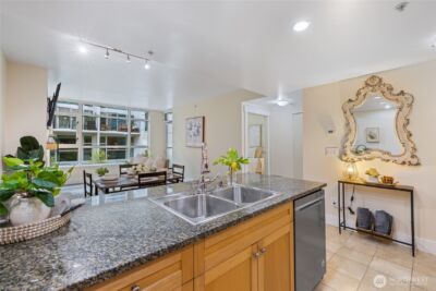 1420 Terry Ave #607, Seattle, WA 98101 - Photo 4