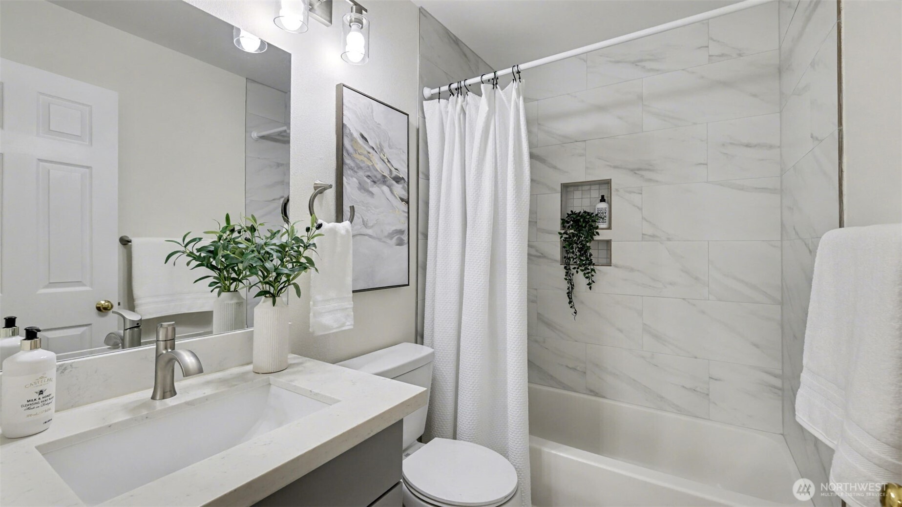 2170 NW Pacific Yew Place #2170, Issaquah, WA 98027
