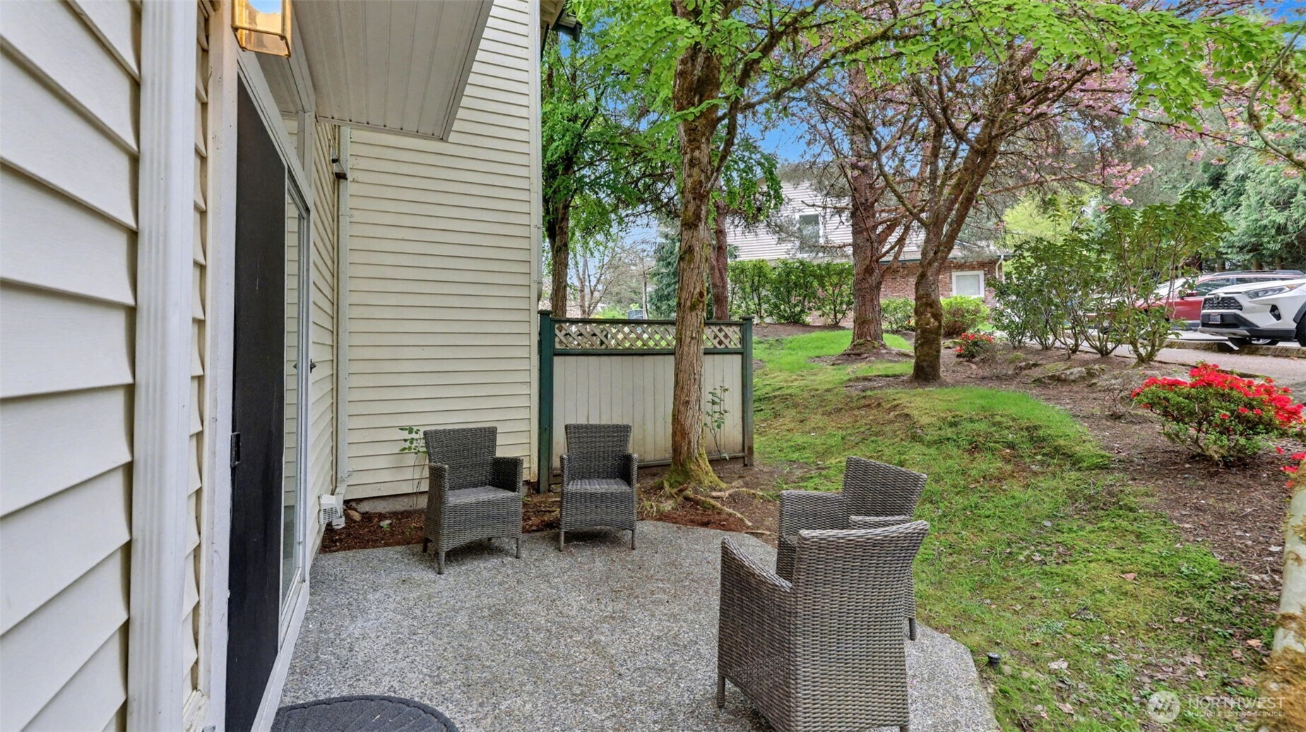 2170 NW Pacific Yew Place #2170, Issaquah, WA 98027