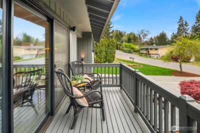 19425 66th Place NE, Kenmore, WA 98028 - Photo 6