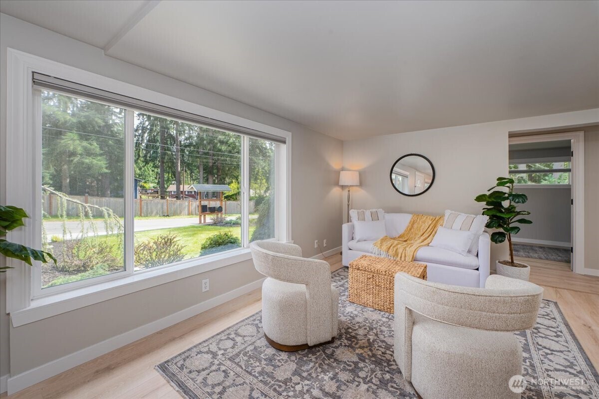 14104 59th Ave W, Edmonds, WA 98026
