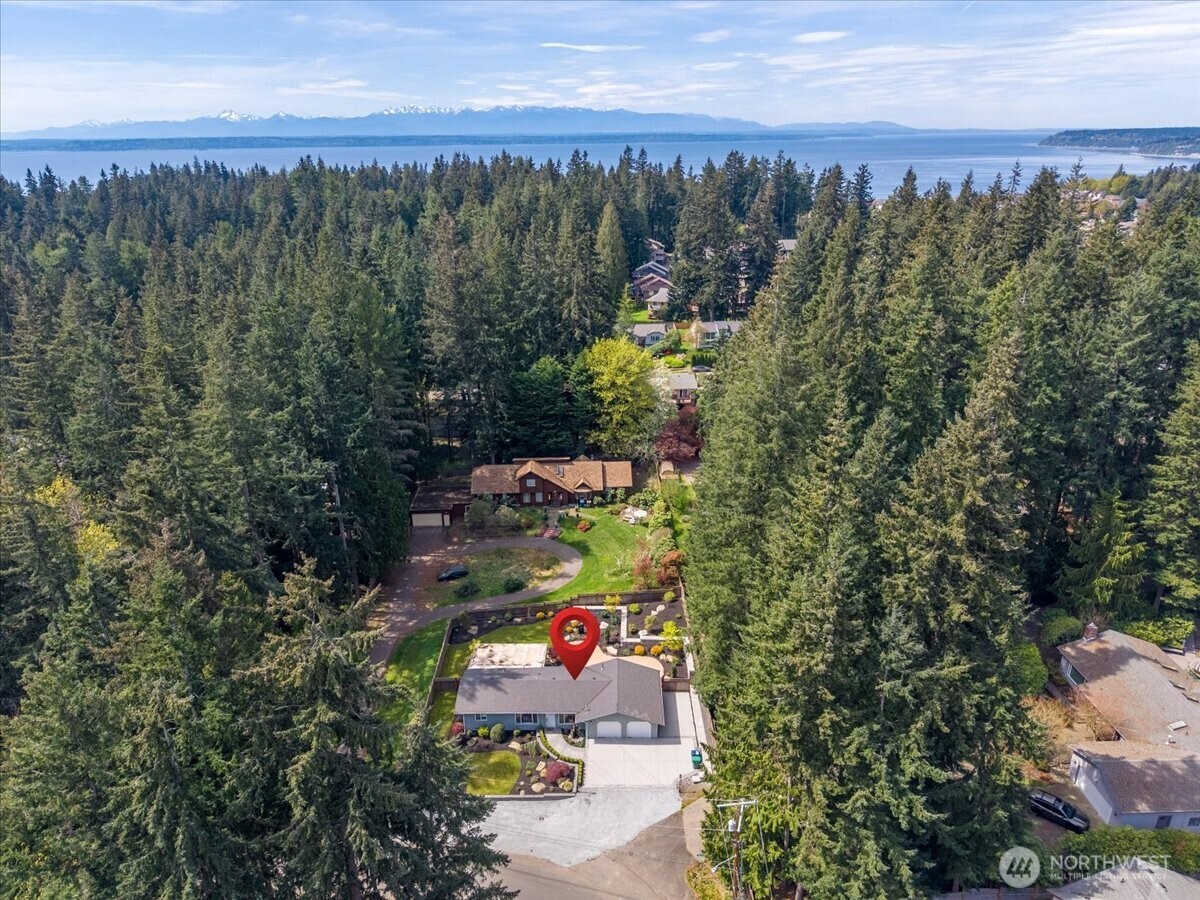 14104 59th Ave W, Edmonds, WA 98026
