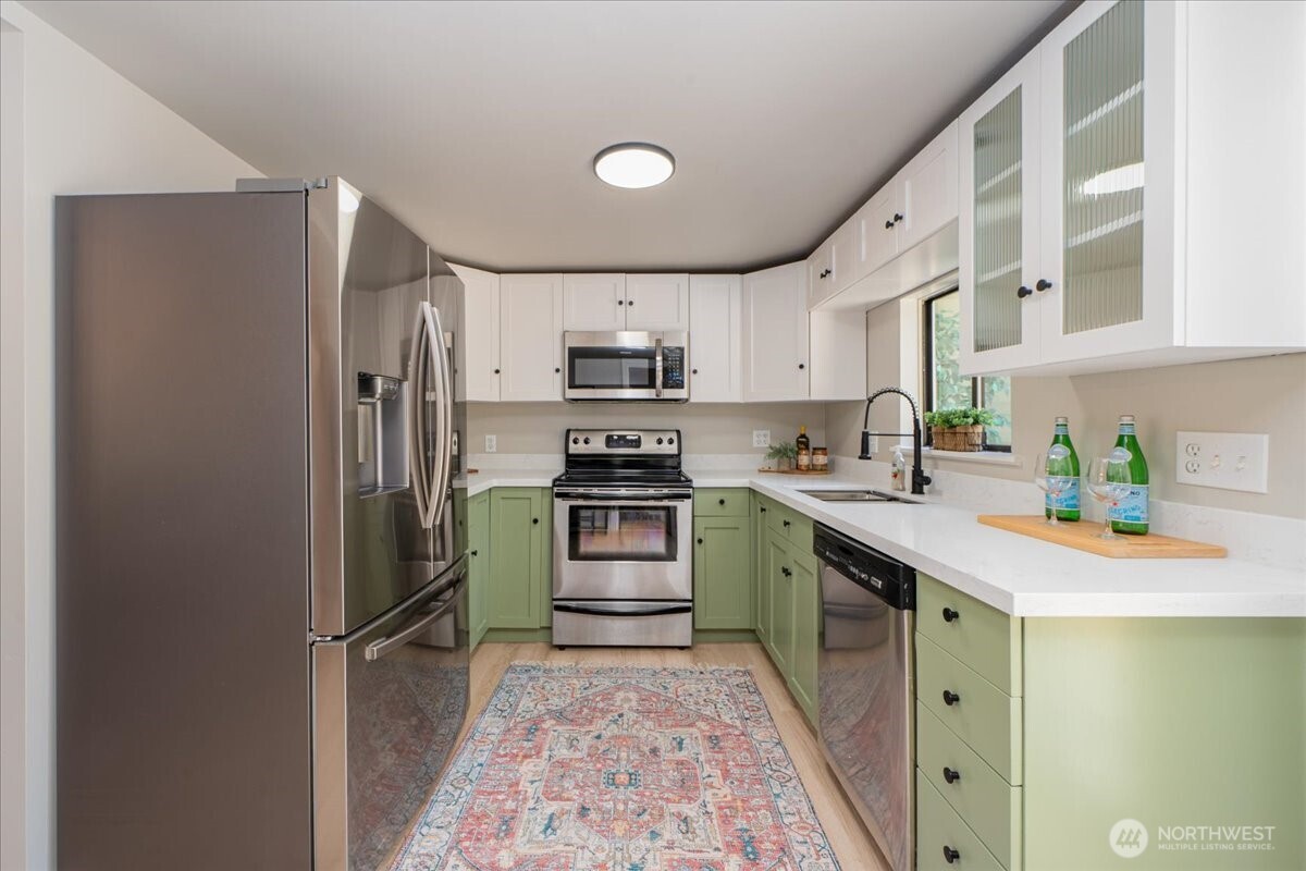 14104 59th Ave W, Edmonds, WA 98026