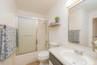 19906 28th Avenue W #B, Lynnwood, WA 98036 - Photo 18