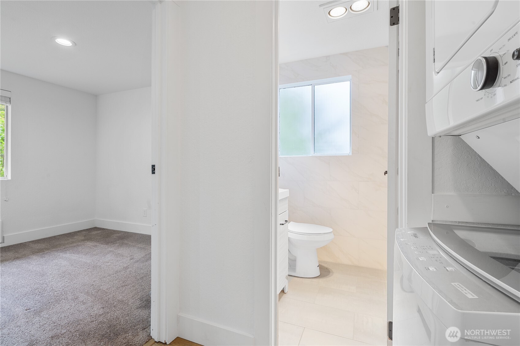 10320 SE 6th Street #B6, Bellevue, WA 98004