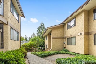 10320 SE 6th Street #B6, Bellevue, WA 98004 - Photo 28