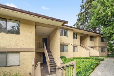 10320 SE 6th Street #B6, Bellevue, WA 98004 - Photo 29