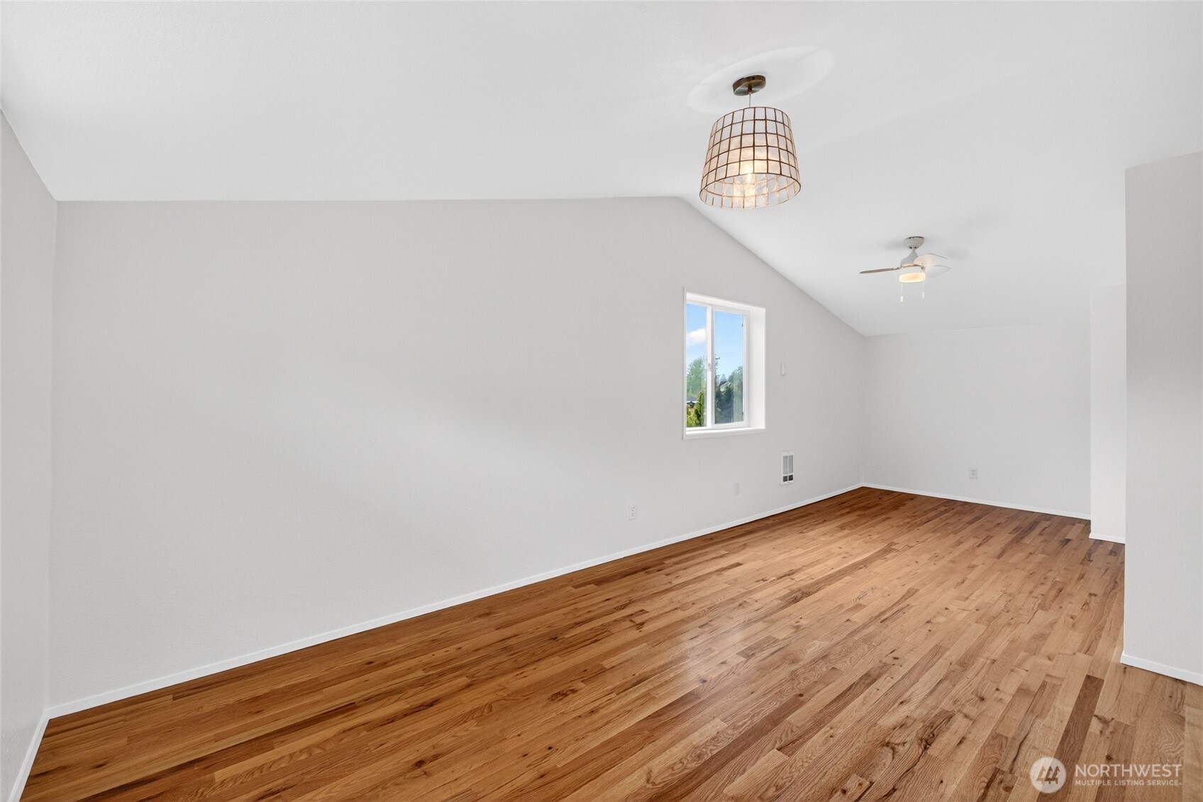 13417 22nd Lane S, SeaTac, WA 98168