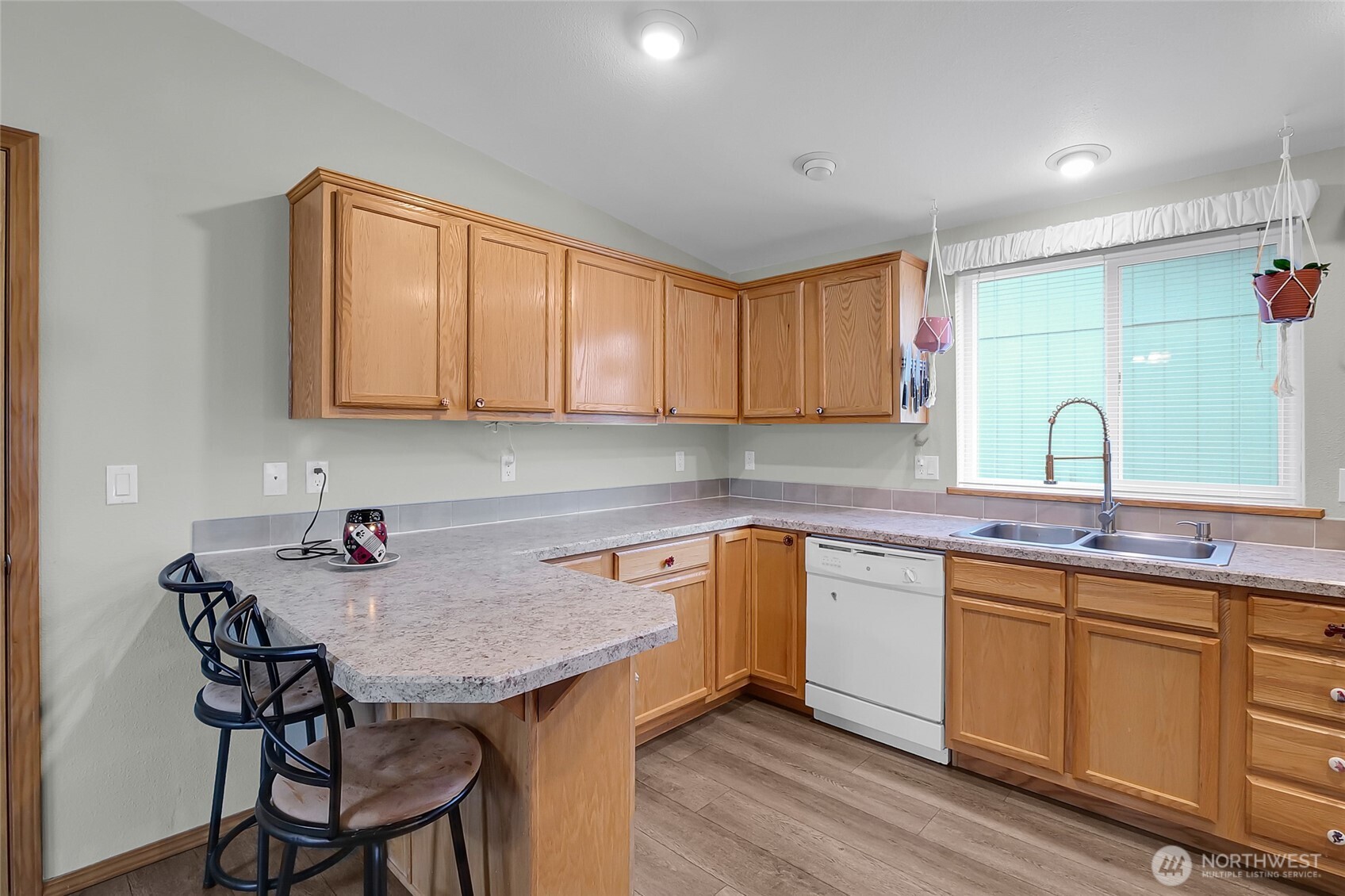 1701 E Burr Avenue #19, Moses Lake, WA 98837