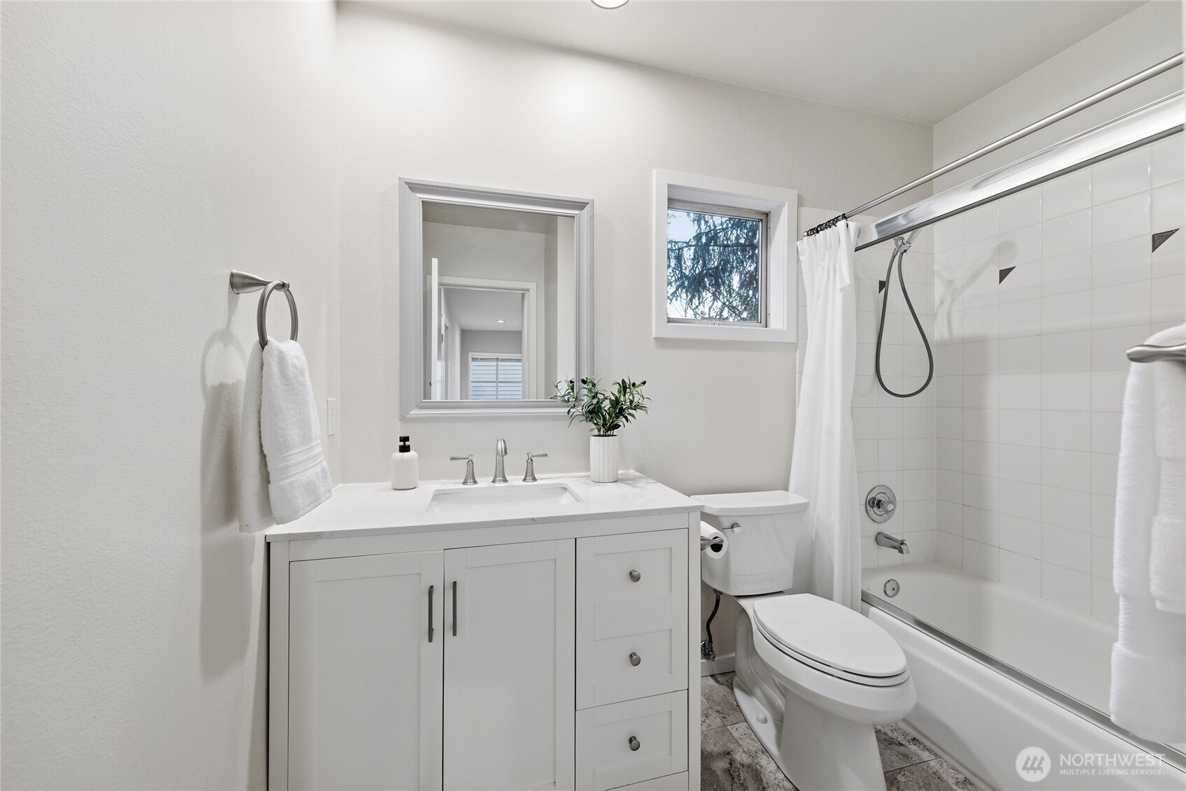 11203 NE 106th Place , Kirkland, WA 98033