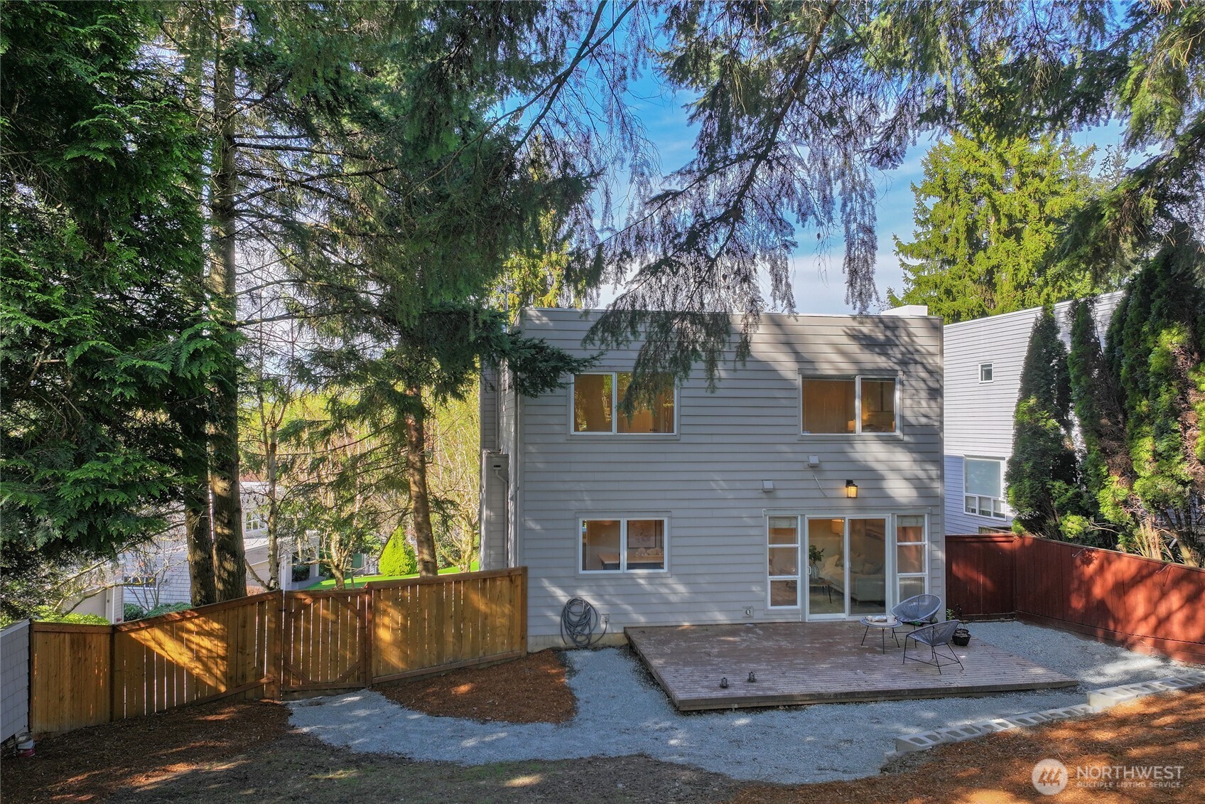 11203 NE 106th Place , Kirkland, WA 98033