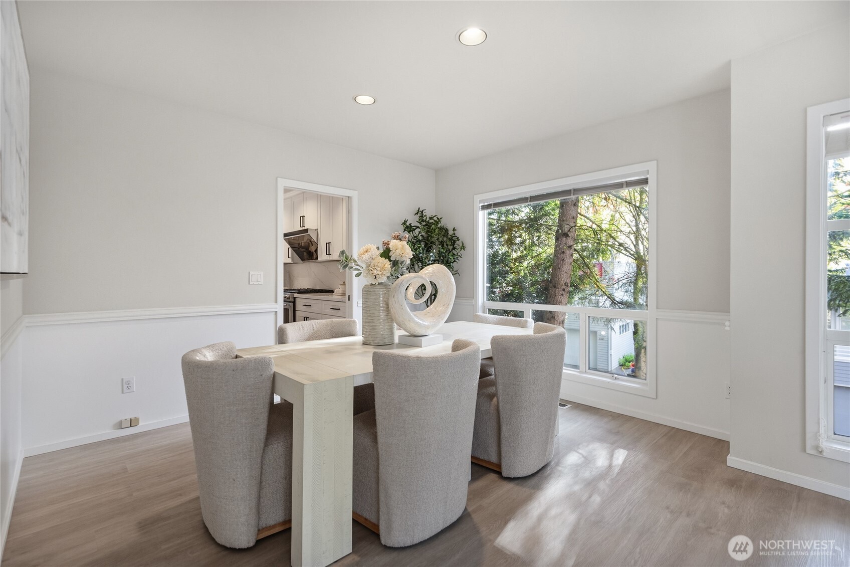 11203 NE 106th Place , Kirkland, WA 98033