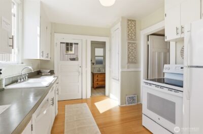 7015 2nd Avenue NW, Seattle, WA 98117 - Photo 15