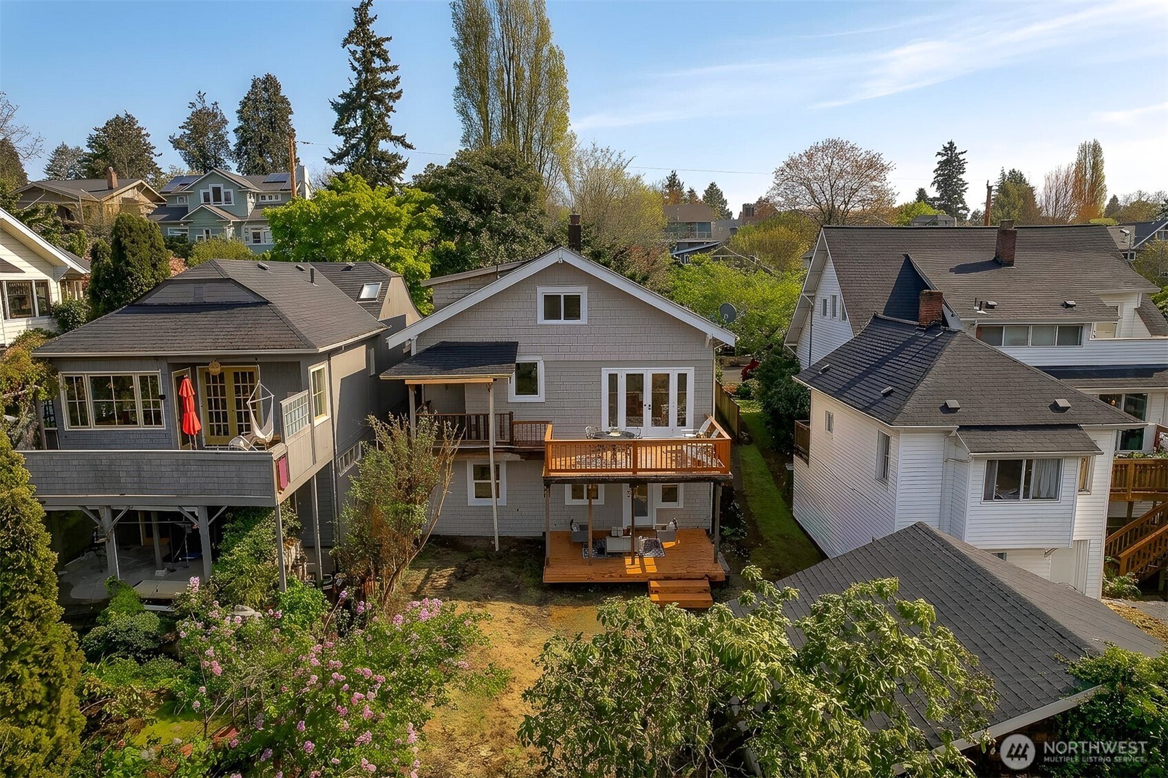 7015 2nd Avenue NW, Seattle, WA 98117