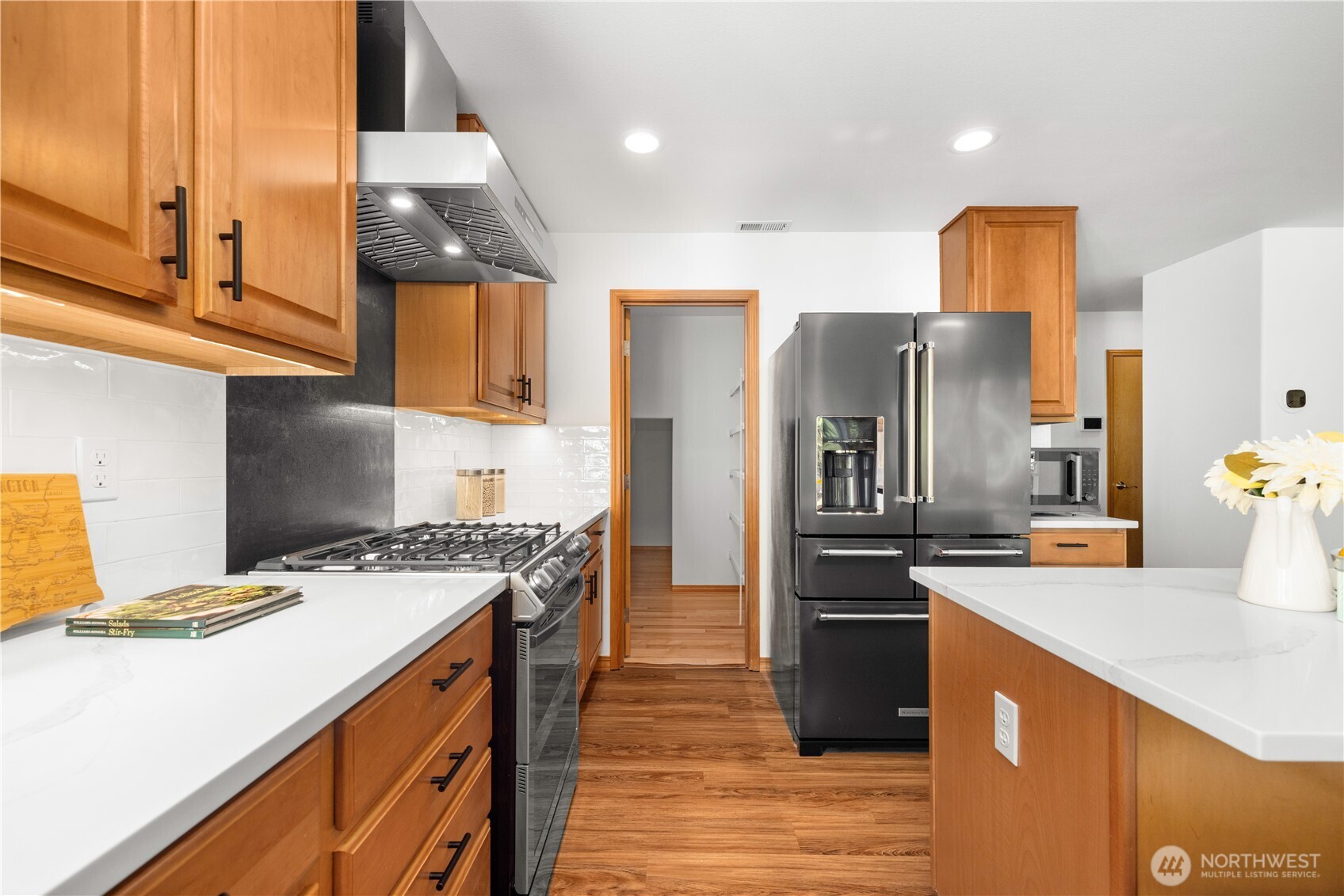 7018 Allman Avenue SE, Snoqualmie, WA 98065
