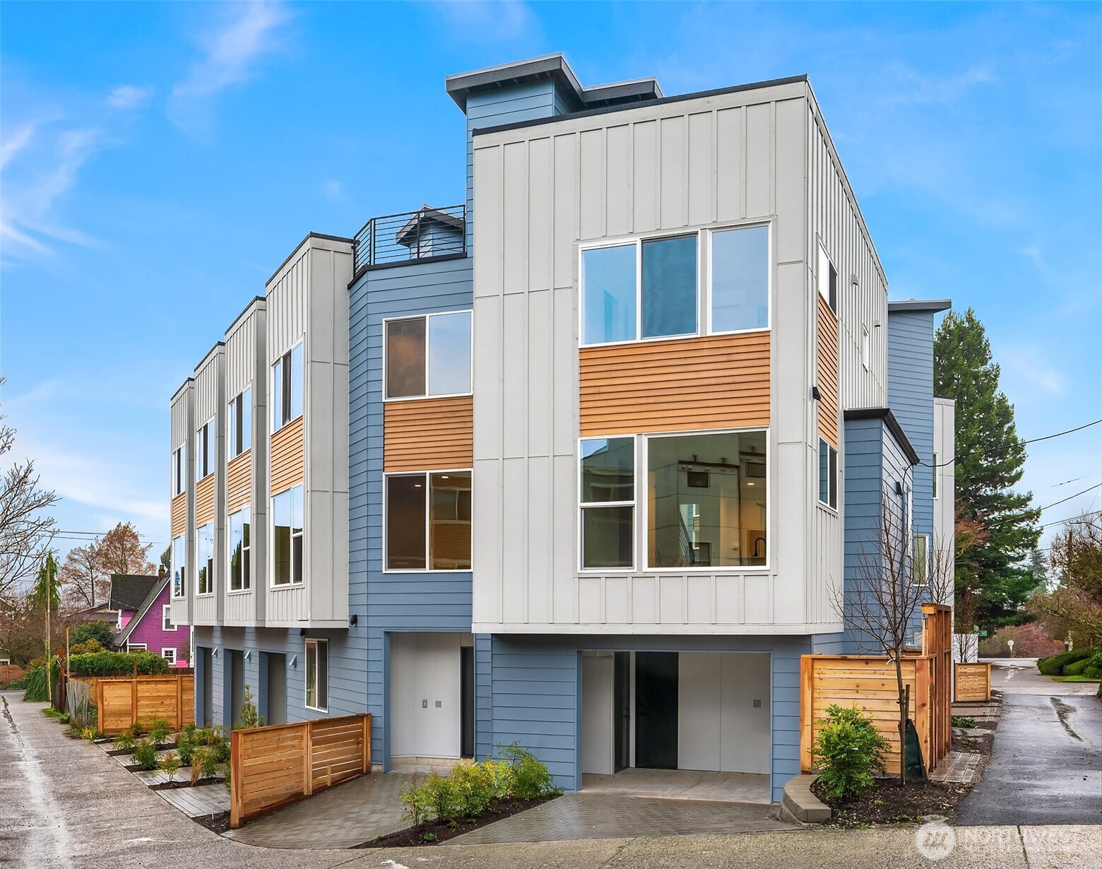 7428 2nd Avenue NE, Seattle, WA 98115