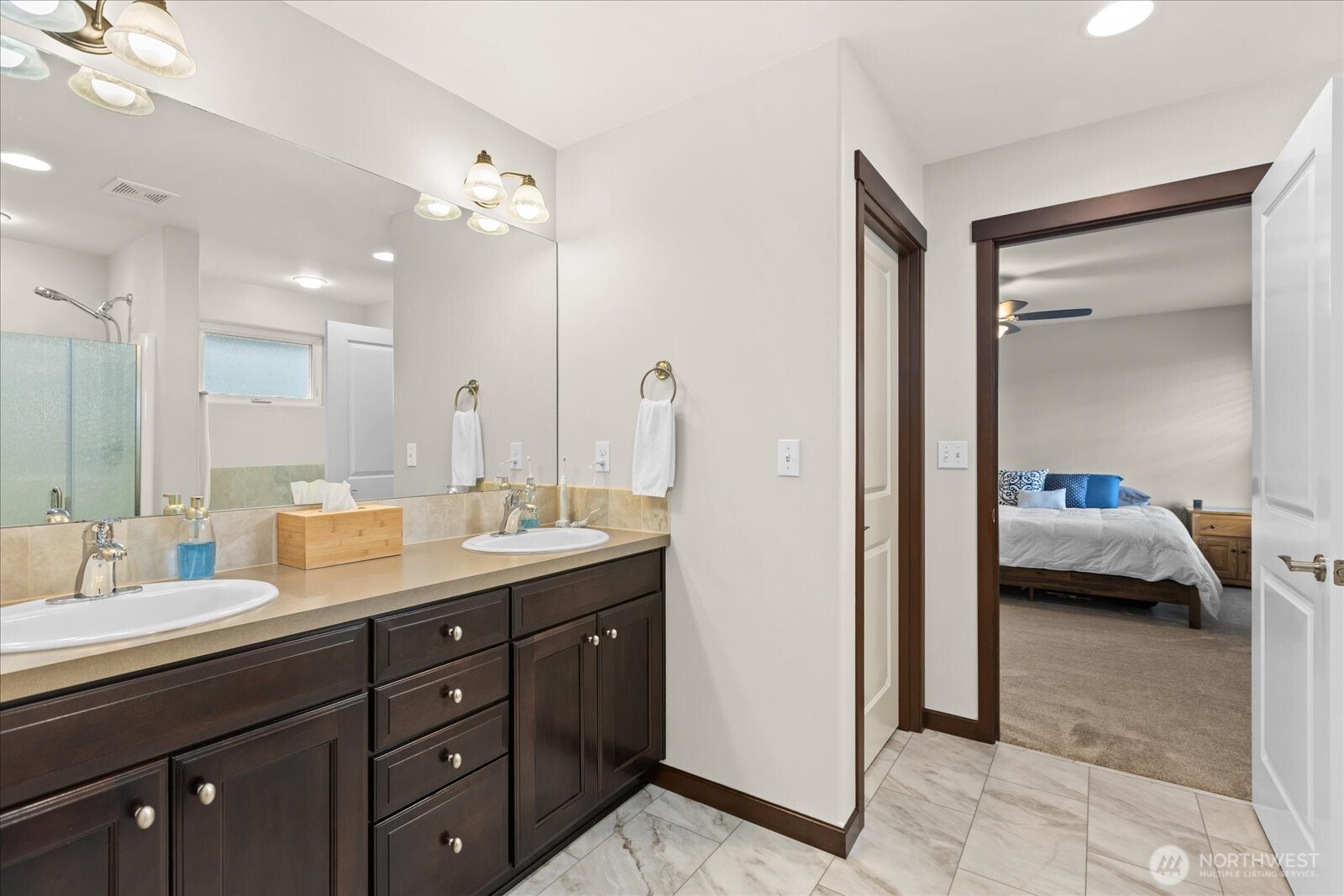 1630 SW Carnegie Street , Oak Harbor, WA 98277