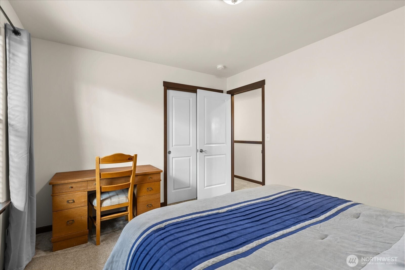 1630 SW Carnegie Street , Oak Harbor, WA 98277