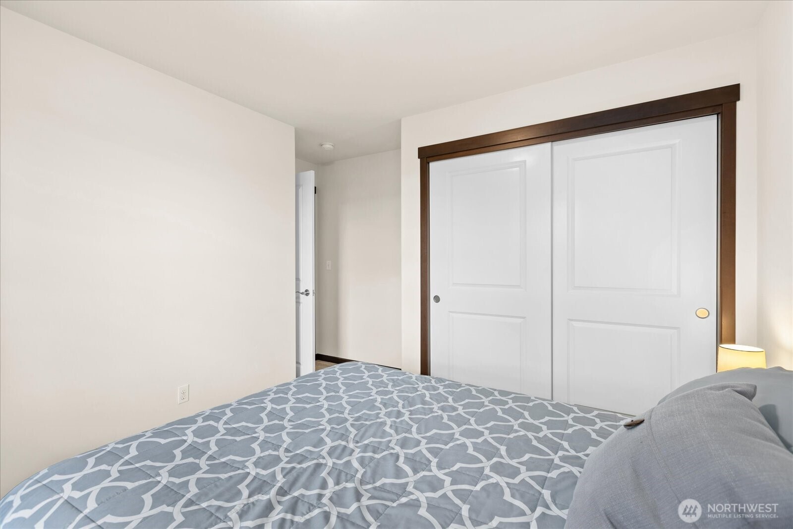 1630 SW Carnegie Street , Oak Harbor, WA 98277