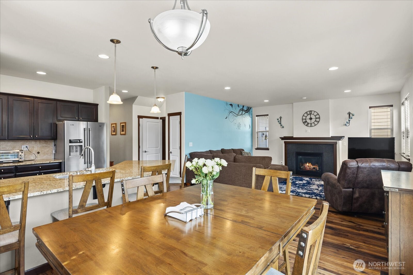 1630 SW Carnegie Street , Oak Harbor, WA 98277