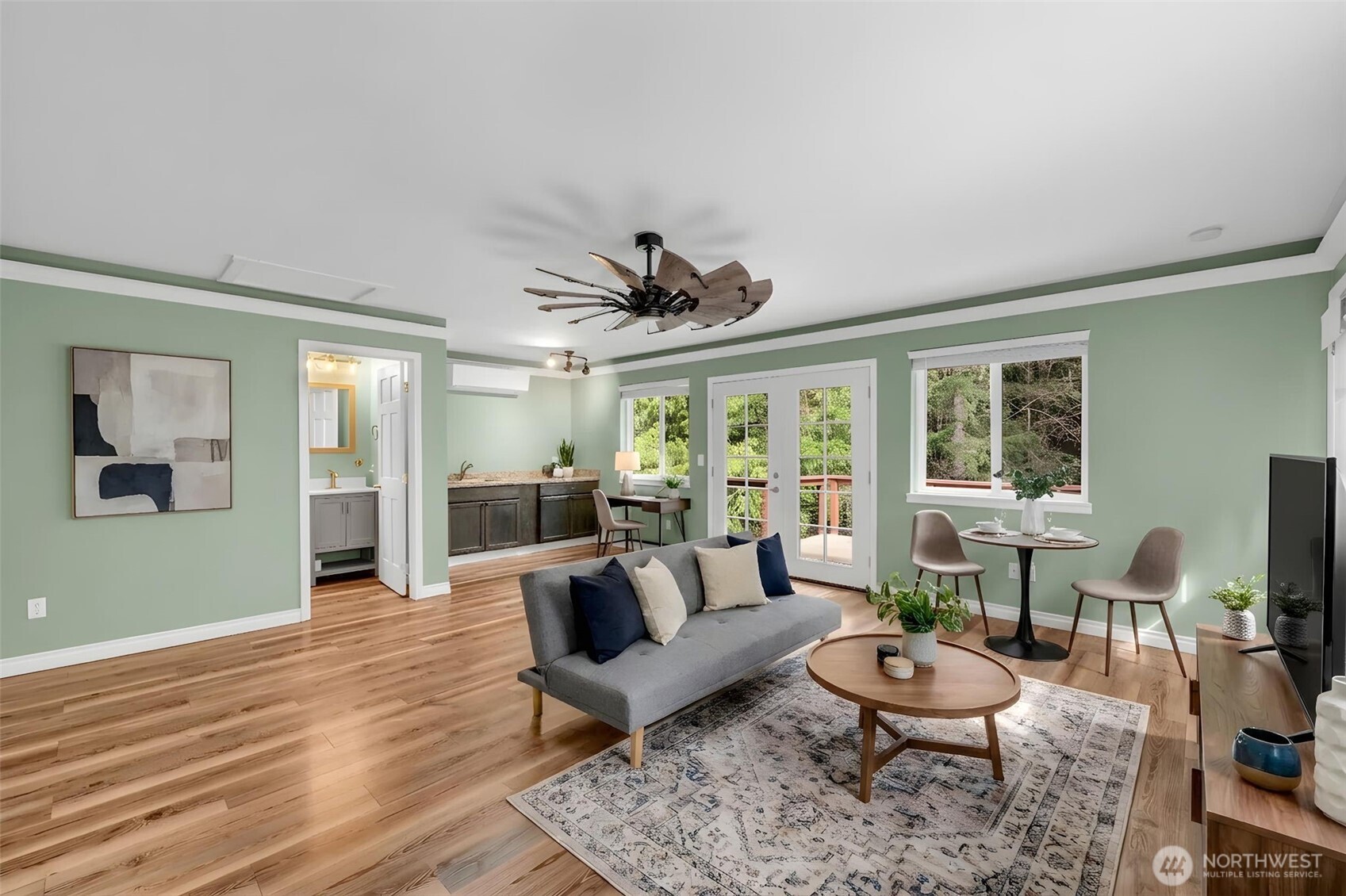 1038 NE Blue Ridge Drive , Poulsbo, WA 98370