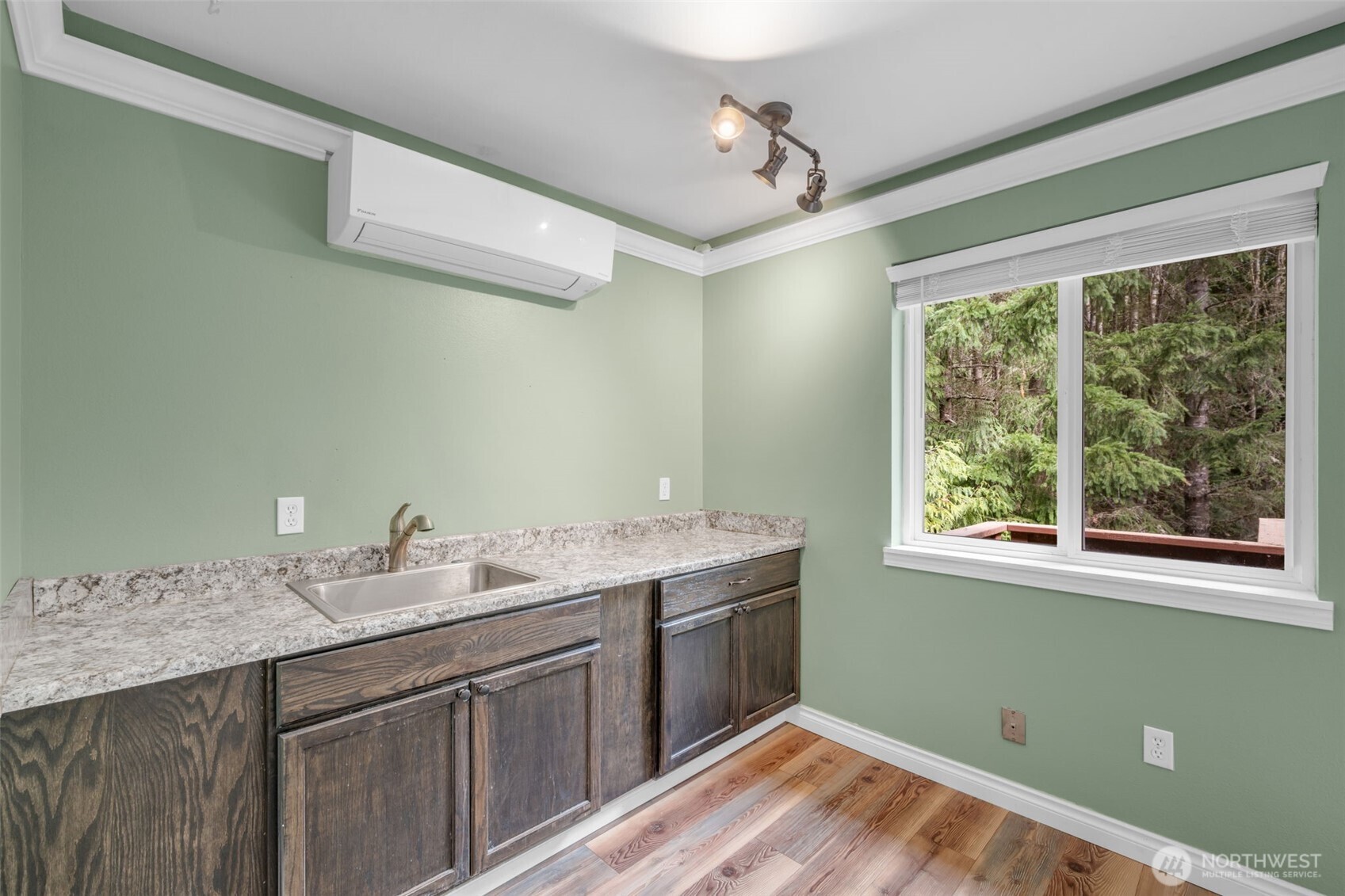 1038 NE Blue Ridge Drive , Poulsbo, WA 98370