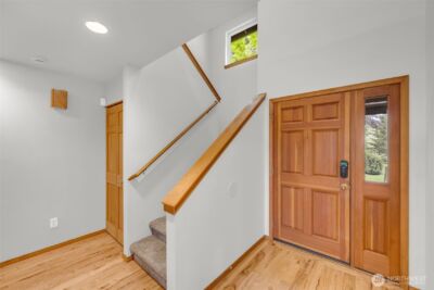 1038 NE Blue Ridge Drive , Poulsbo, WA 98370 - Photo 9