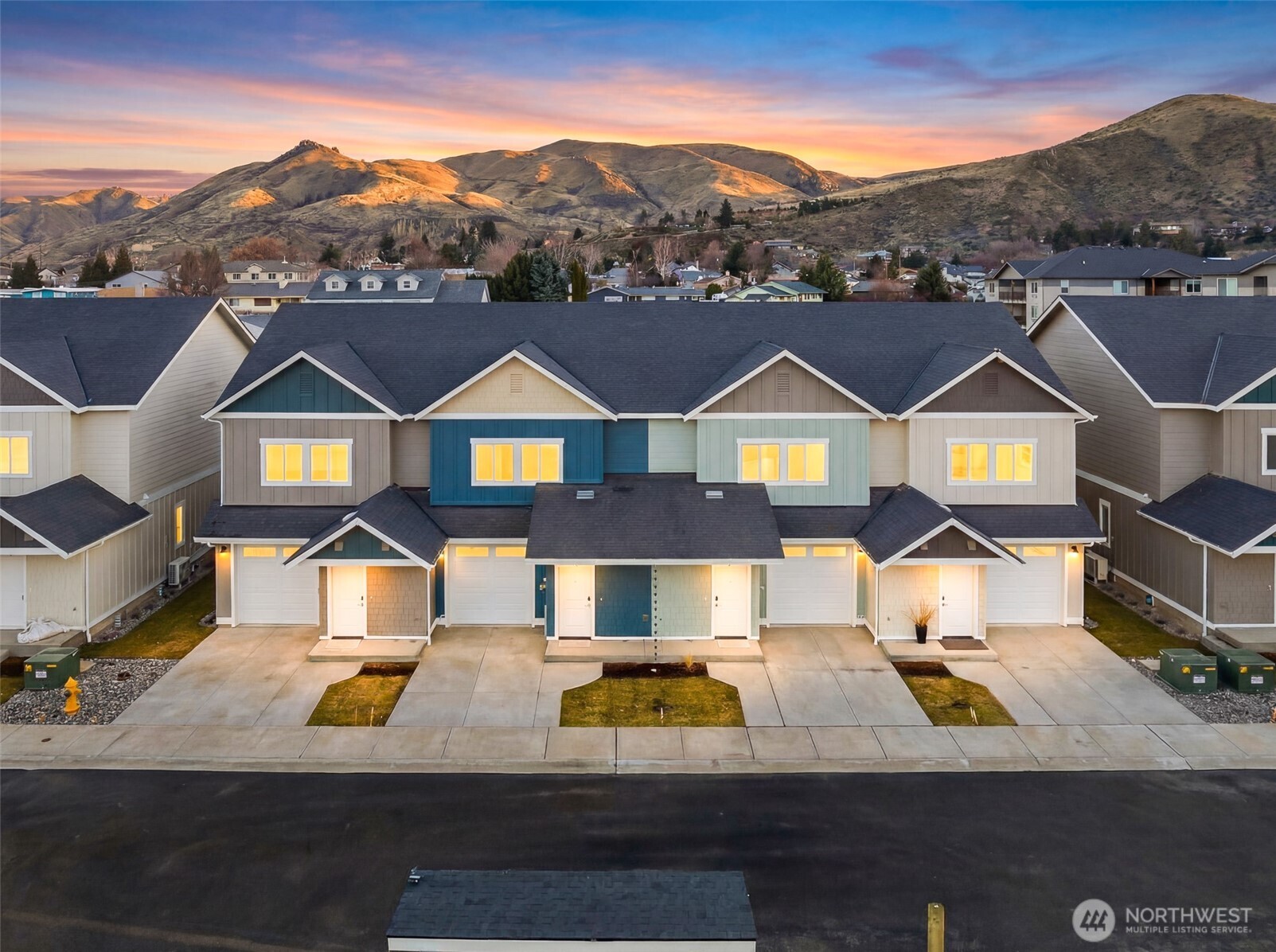 1075 Red Apple Road #C10, Wenatchee, WA 98801