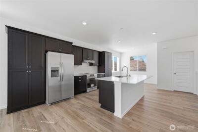 9811 31st Avenue SE #B3, Everett, WA 98208 - Photo 5