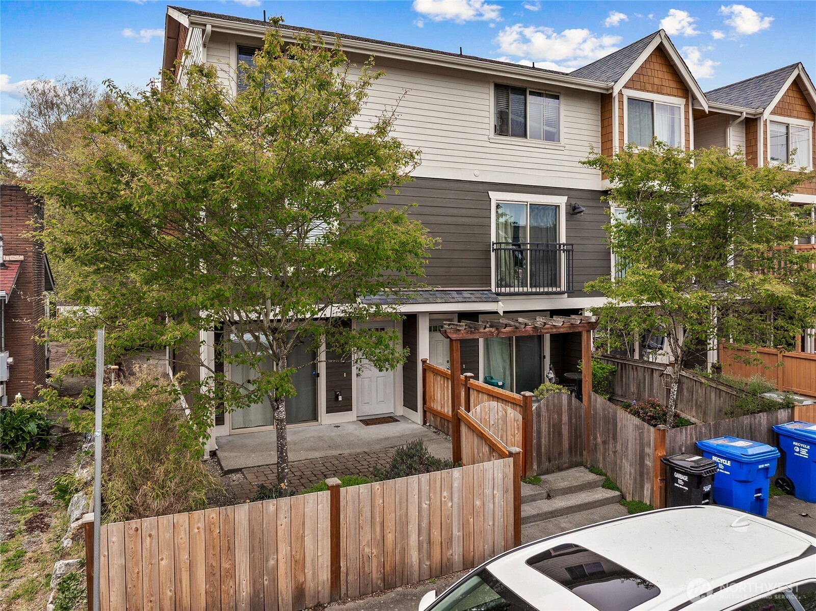 9011 46th Avenue S #B, Seattle, WA 98118