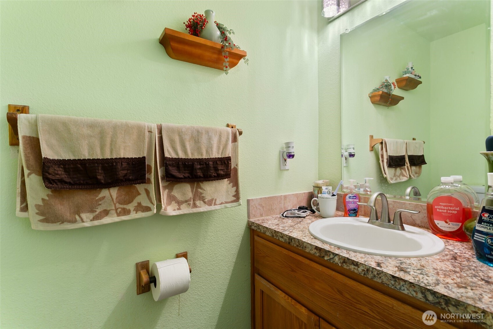 20121 12th Avenue E, Spanaway, WA 98387