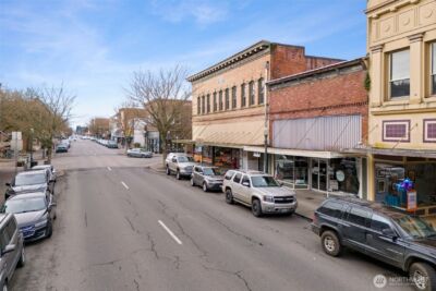 207 N Tower Avenue , Centralia, WA 98531-9853 - Photo 2